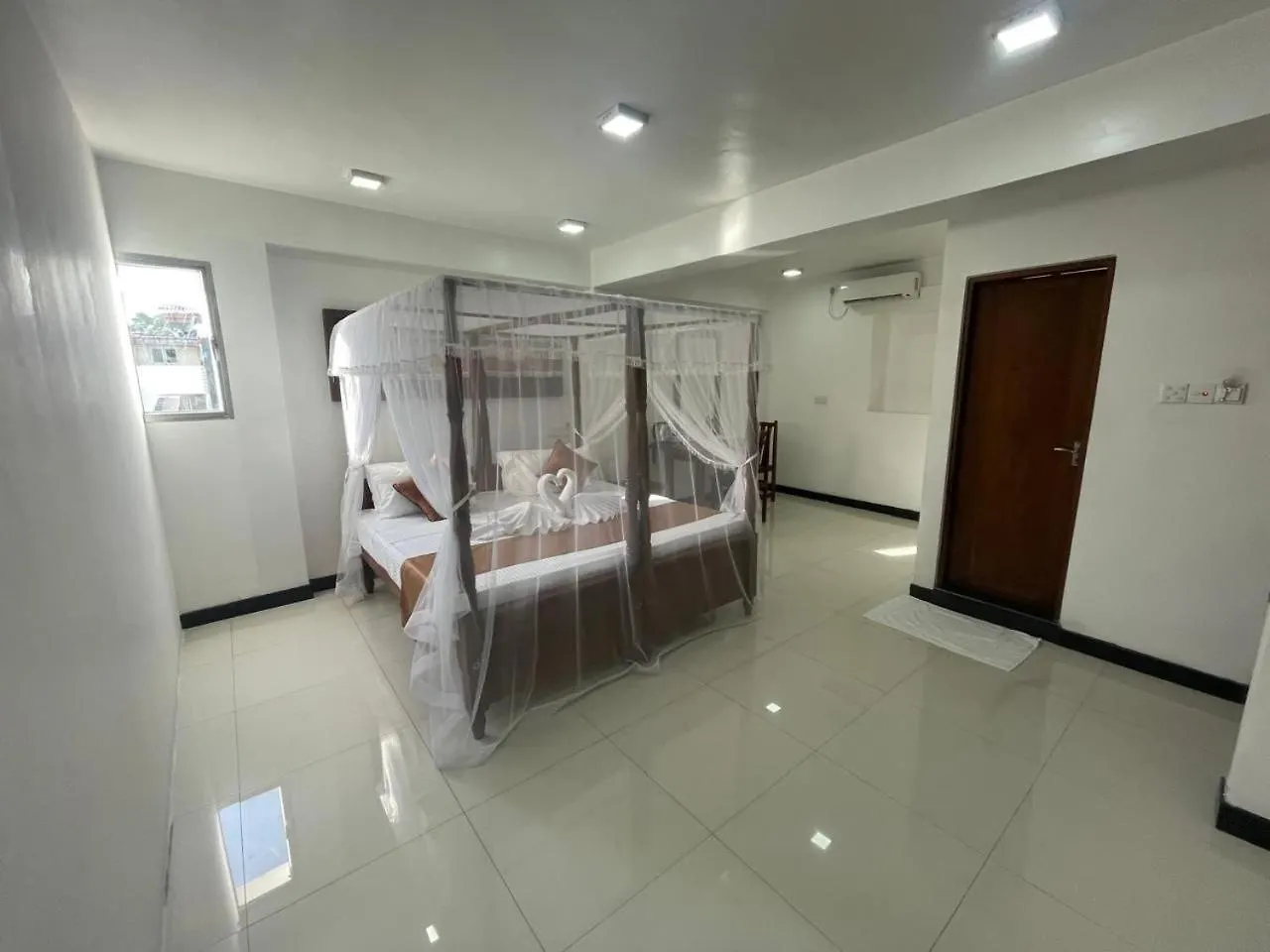 ***  Rush City Hotel Kandy Sri Lanka